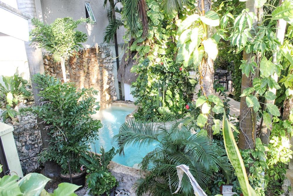 Hotel By Playa Del Karma